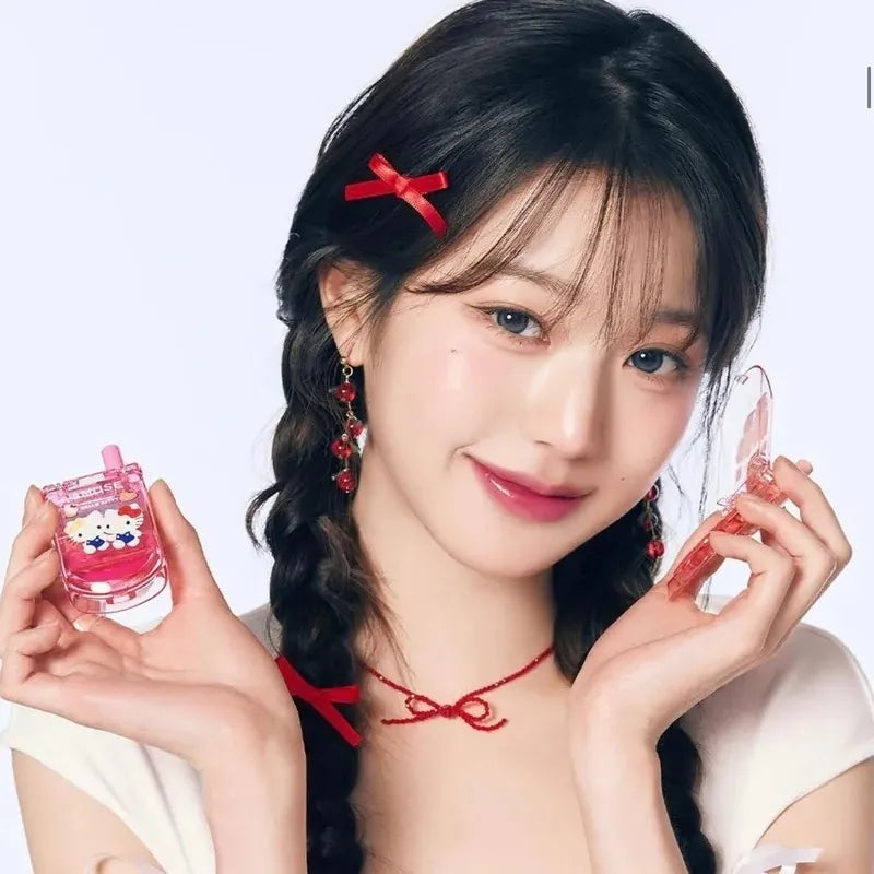 现货|Amuse x Hello Kitty Lip & Cheek Palette Phone 唇頰兩用彩妆可愛手机盤