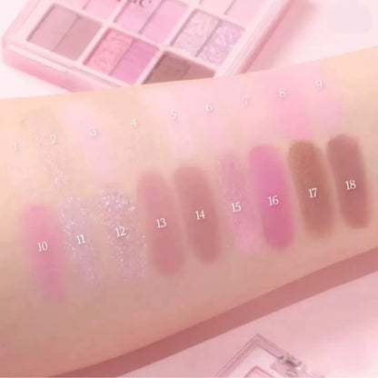 韩国Dasique代曦可新款Berry浆果草莓系列18色眼影盘珠光甜美提色